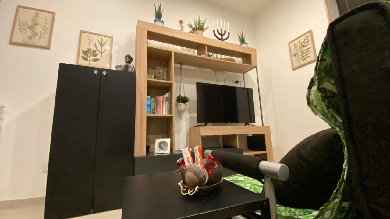 Officinale Rome Apartment, Pineta Sacchetti מראה חיצוני תמונה